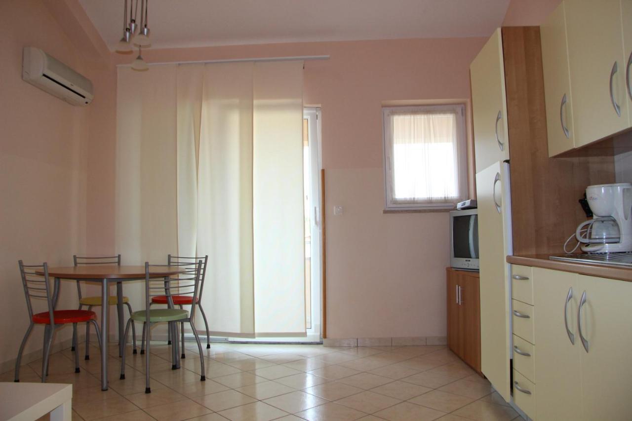 Apartments Miriam Premantura Dış mekan fotoğraf